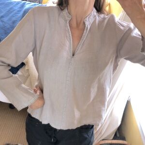 Linen tunic with embroidered details